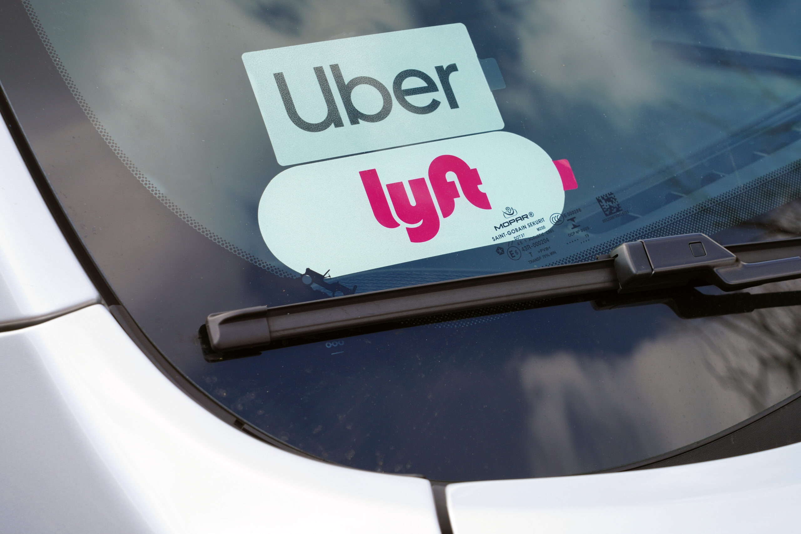 Lyft Pays $272.5 Million to Settle California Driver Misclassification Claims